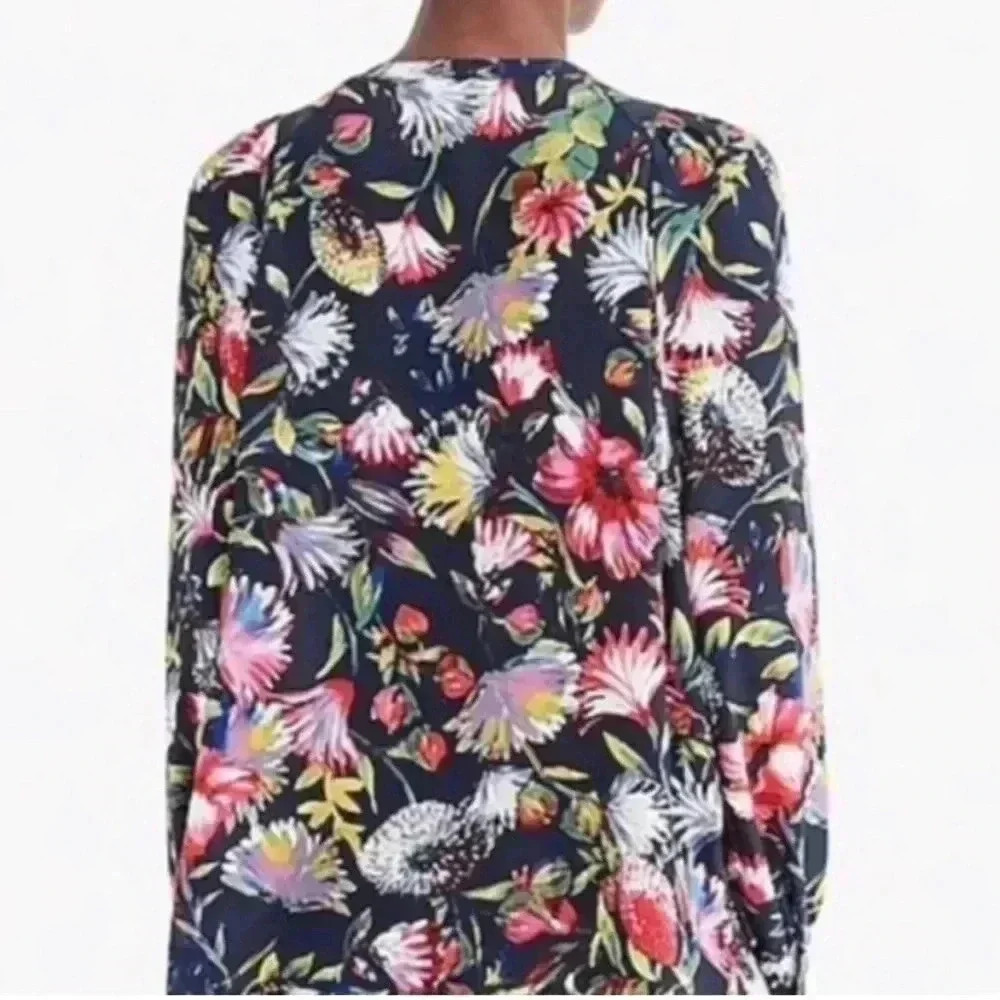 J. Crew Silk Pleated Floral peplum popover Blouse Top Navy Blue Multicol… - Picture 2 of 7